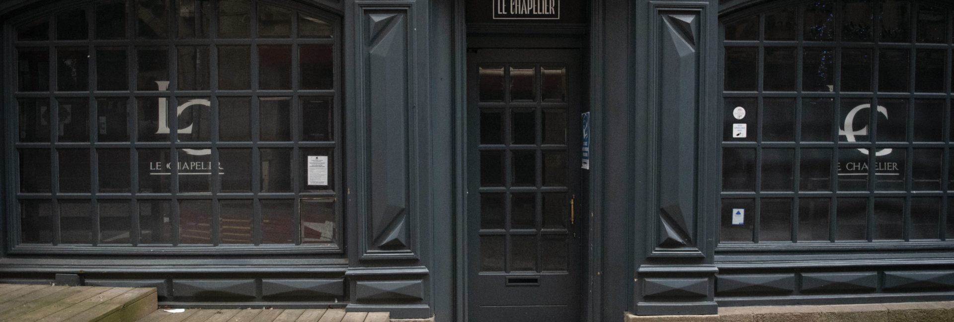 La façade du bar le Chapelier, fermé depuis le 28 octobre 2020